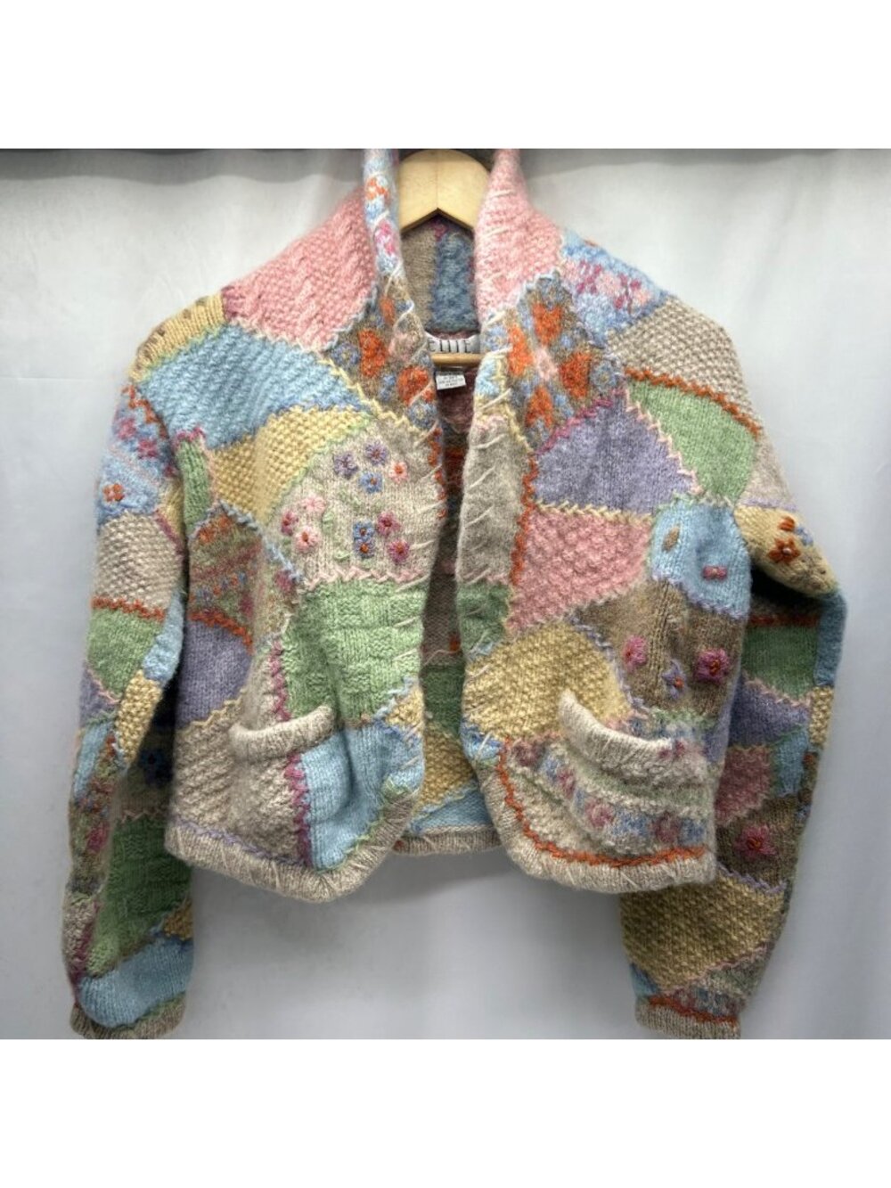 Petite Sophisticate Patchwork Floral Knit Shetland Wool Sweater Small Pockets